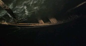 বুধবার সন্ধ্যায় গোপীবল্লভপুরে নৌকাডুবির ফলে অল্পের জন্যে প্রাণে বাঁচলেন ১৫ জন