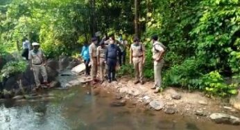 ঢাঙিকুসুম নিয়ে চিত্রনাট্যে হাত কাঁচা যুবক ধরা পড়ল পুলিশি জেরায়