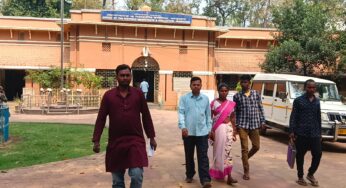 ২৭ দফা দাবিকে সামনে রেখে ঝাড়গ্রামের জেলা শাসকের মাধ্যমে মুখ্যমন্ত্রীকে ডেপুটেশন প্রদান করল জঙ্গলমহল স্বরাজ মোর্চা