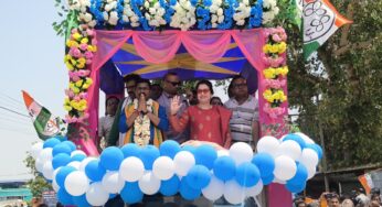 নয়াগ্ৰাম বিধানসভার তৃণমূল প্রার্থী দুলাল মুর্ম্মুর সমর্থনে মঙ্গলবার গোপীবল্লভপুরে হল অভিনেত্রী সাংসদ শতাব্দী রায়ের রোড় শো